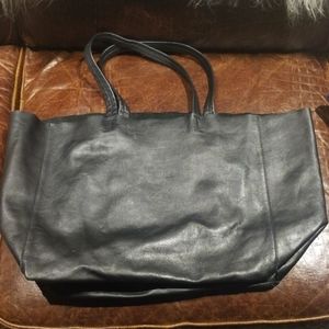 Cuyana Navy Blue Shopper Leather Bucket Bag Tote